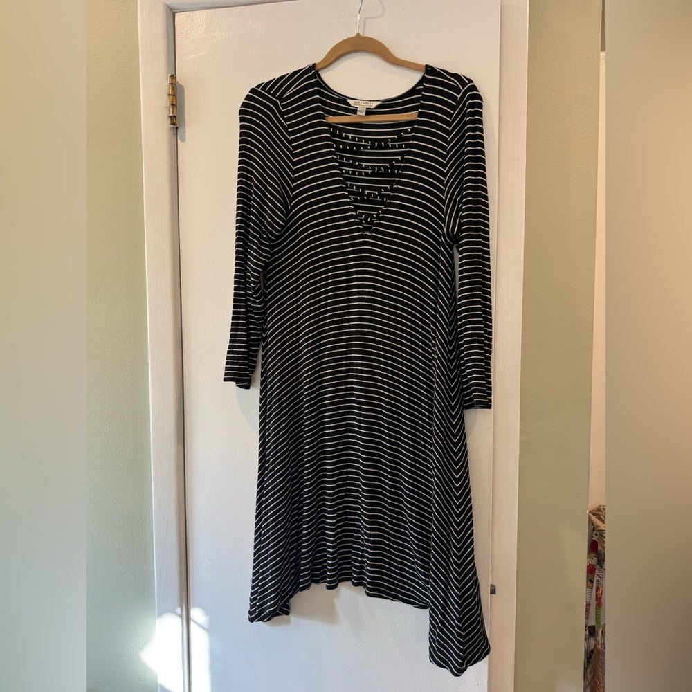 American Eagle Outfitters Black and White Striped Long Sleeve Dress